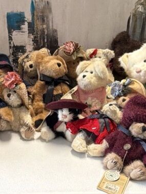Collection Boyds Bears Plush Stuffed Animal Lot Bear & Cat w
